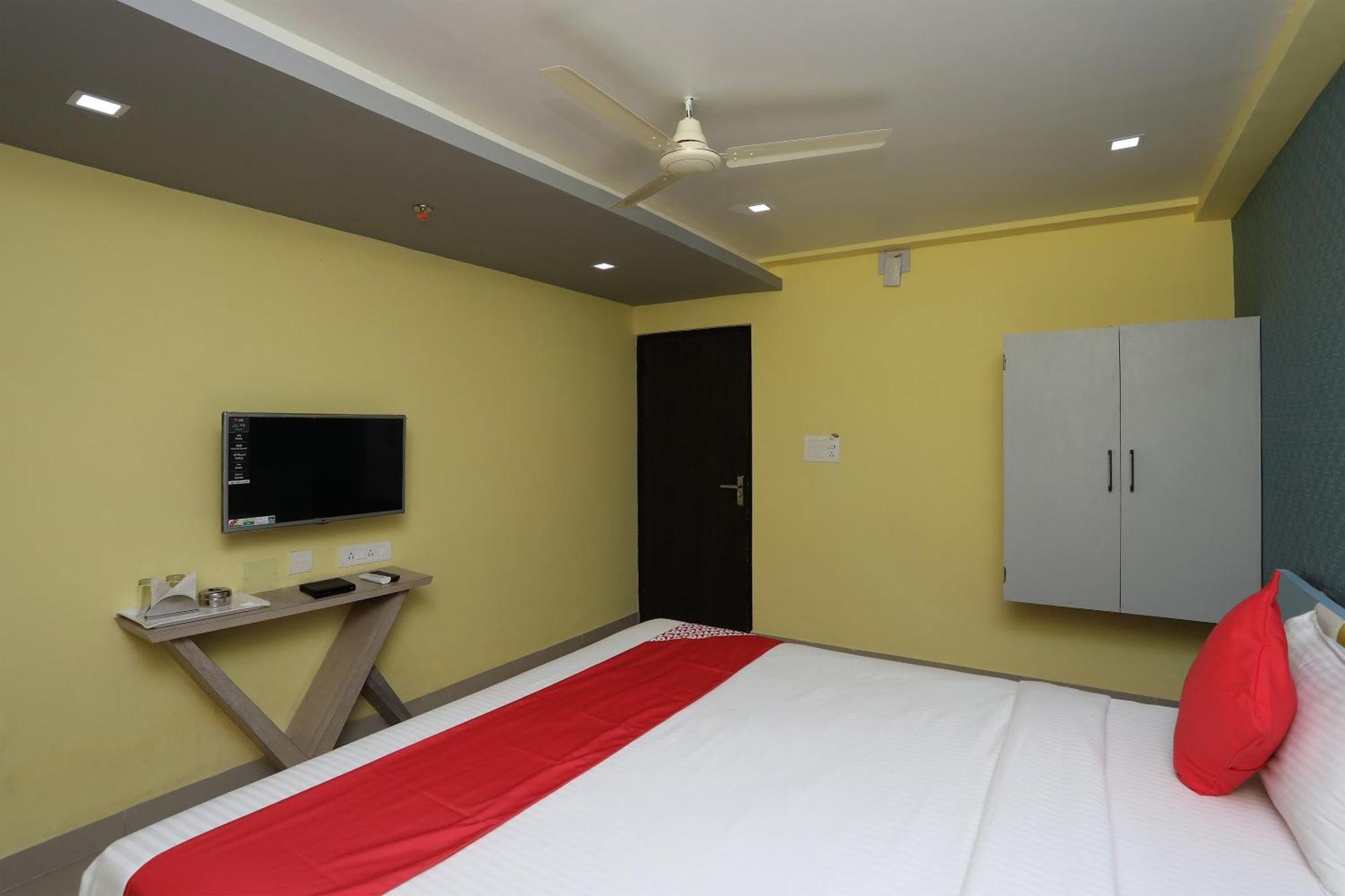 Super Capital O Sai Jagannath Hotel Khandagiri ภายนอก รูปภาพ